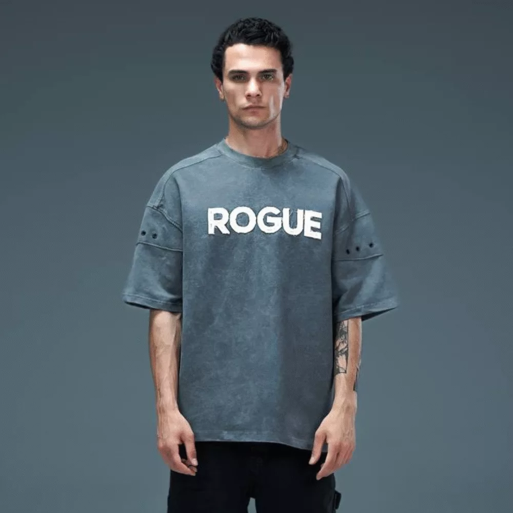 تیشرت مدل rogue برند essence of life رنگ طوسی