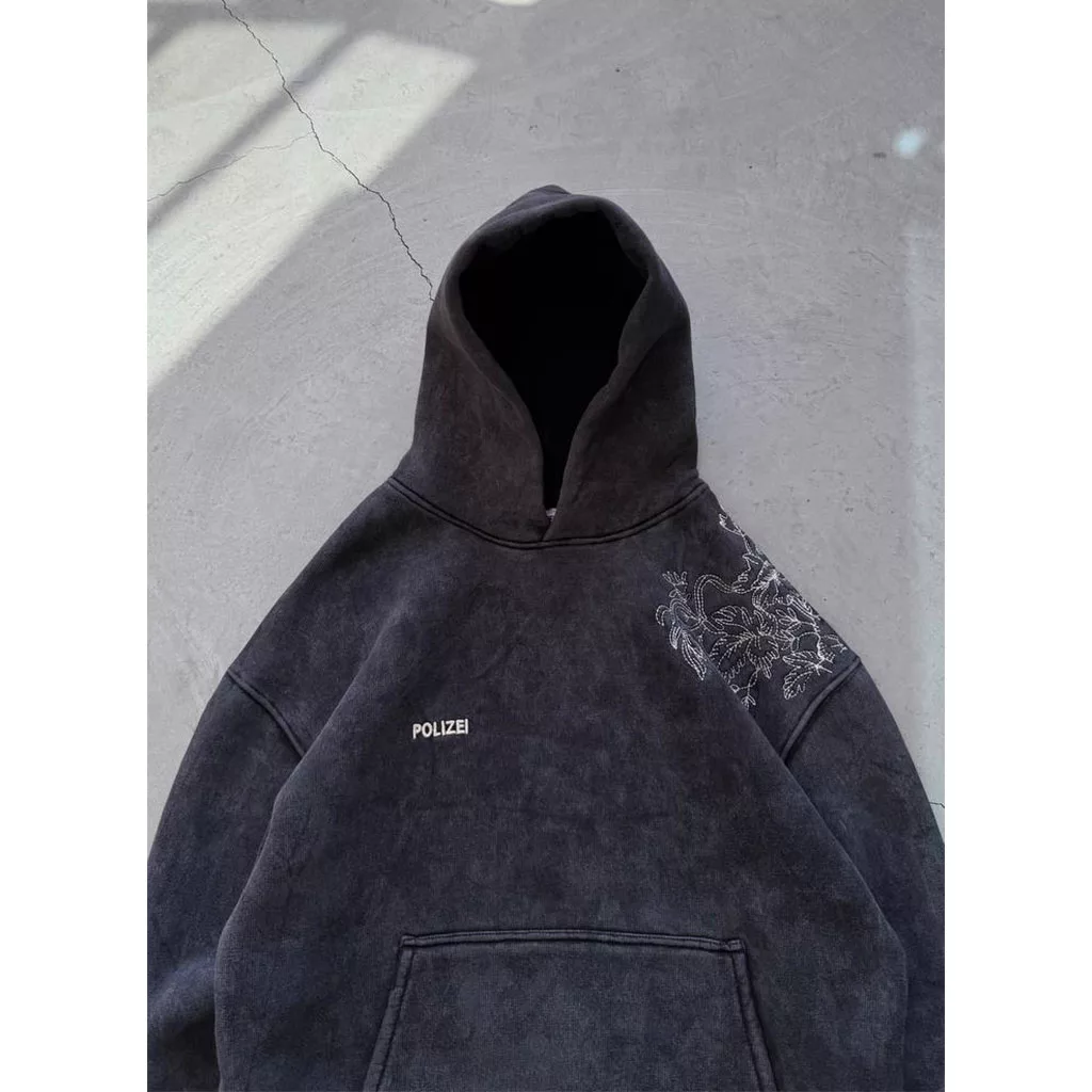 هودی مدل برگ گلدوزی برند پولیزی رنگ ذغالی