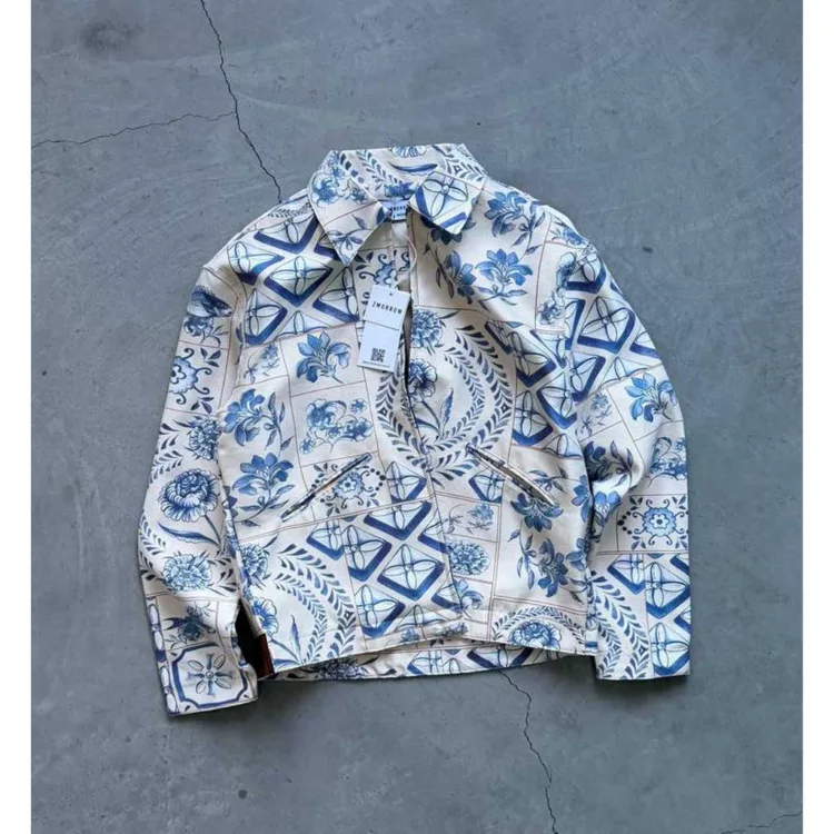 جکت طرح گل آبی  برند تومارو رنگ کرم-آبی