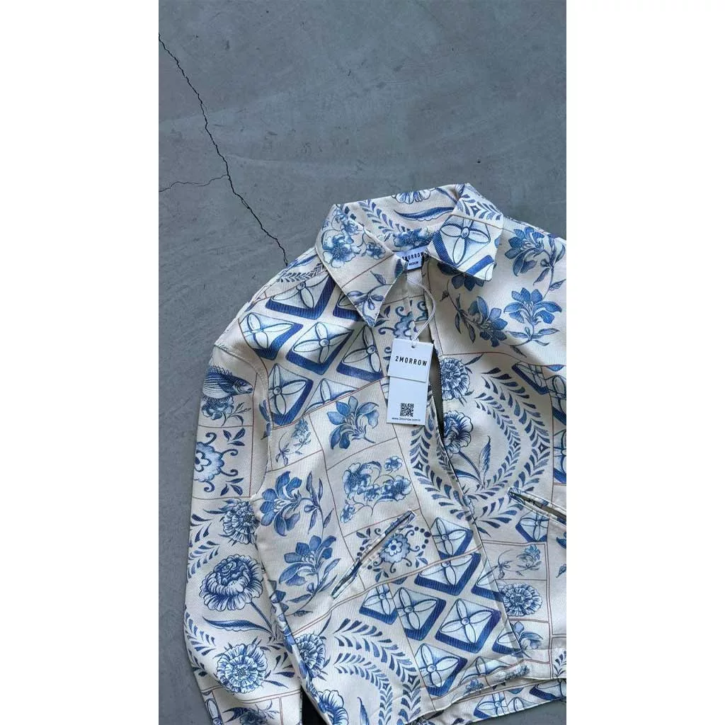 جکت طرح گل آبی برند تومارو رنگ کرم-آبی