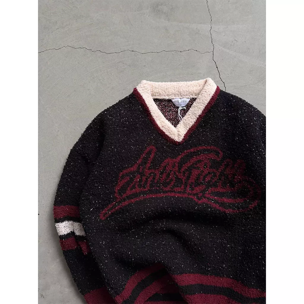 بافت یقه V نوشته 26 برند GSTO رنگ مشکی