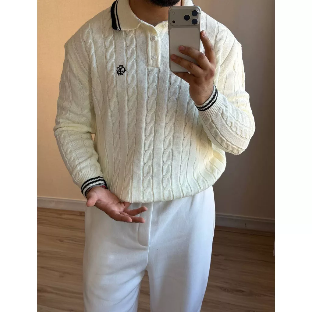 بافت یقه دار gsto برندgsto رنگ شیری