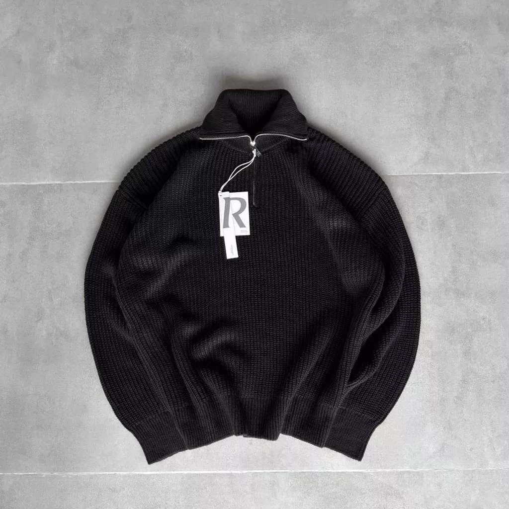 بافت بیسیک نیم زیپ برند رترو رنگ مشکی