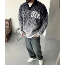 بافت نوشته R برند رترو رنگ آبی