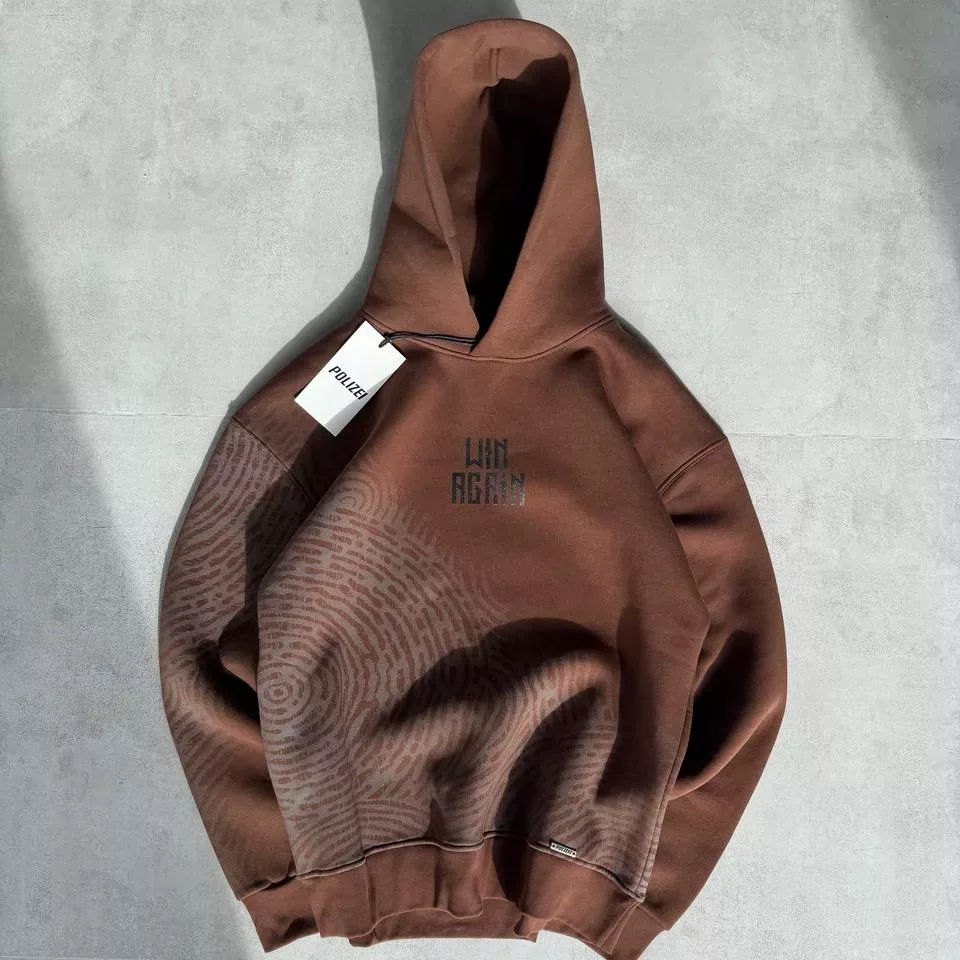 هودی مدل win again اثر انگشت برند پولیزی رنگ قهوه ای