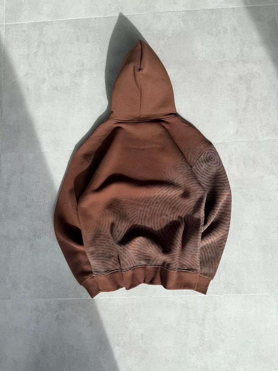 هودی مدل win again اثر انگشت برند پولیزی رنگ قهوه ای