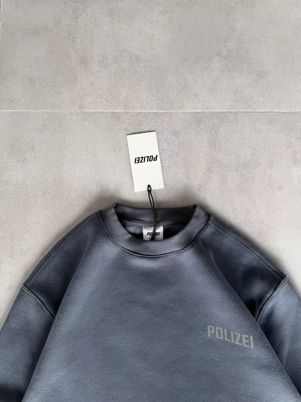 دورس مدل نوشته polizei رنگ نوک مدادی