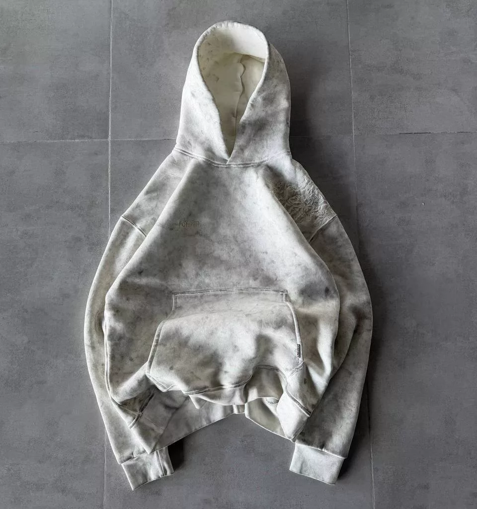 هودی مدل سرشانه گلدوزی برند پولیزی رنگ سفید