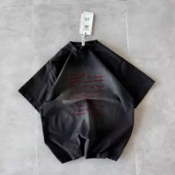 تیشرت سنگشور نوشته BAIGLMEAGA رنگ ذغالی