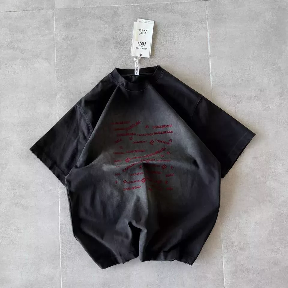 تیشرت سنگشور نوشته BAIGLMEAGA رنگ ذغالی