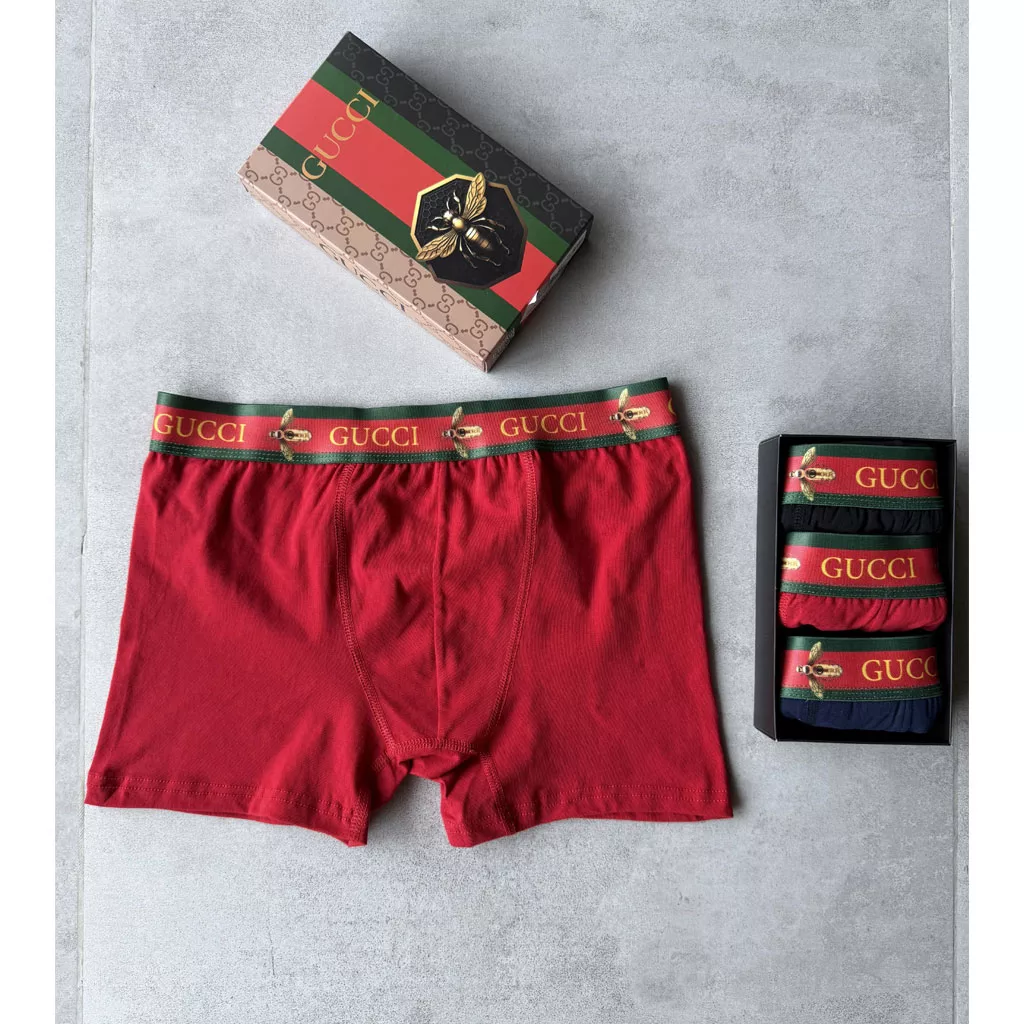 شورت پادار برند Gucci سه رنگ