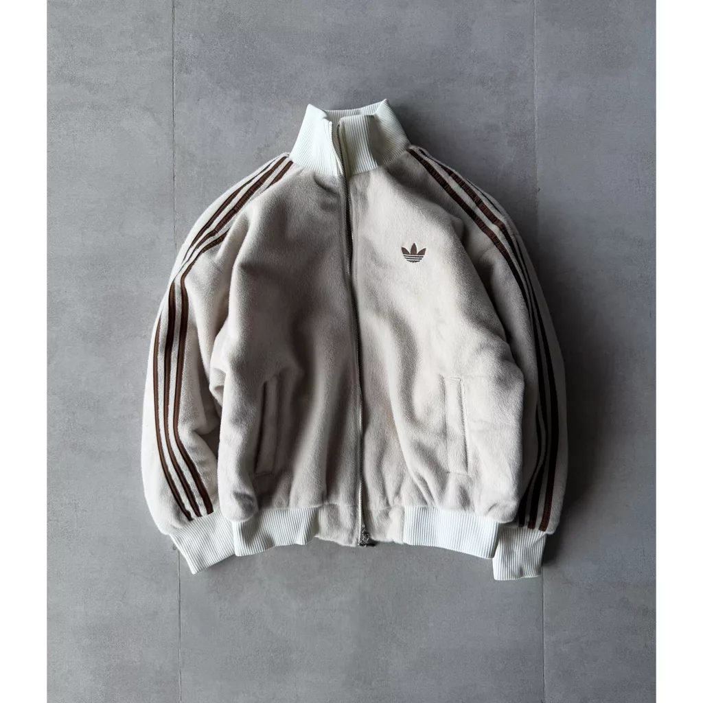 جکت خز دار برند Adidas رنگ کرم